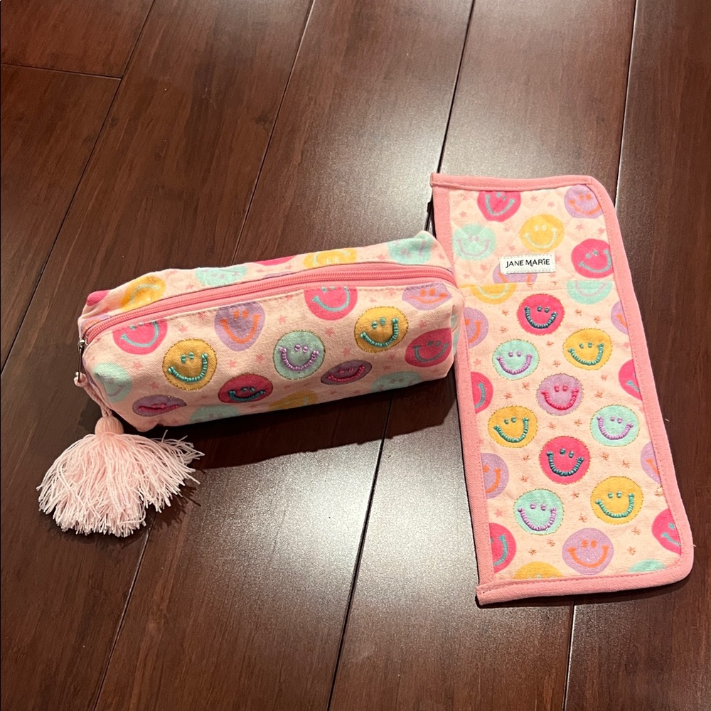 Jane Marie Travel Set-zipper pouch and hot tools sleeve.